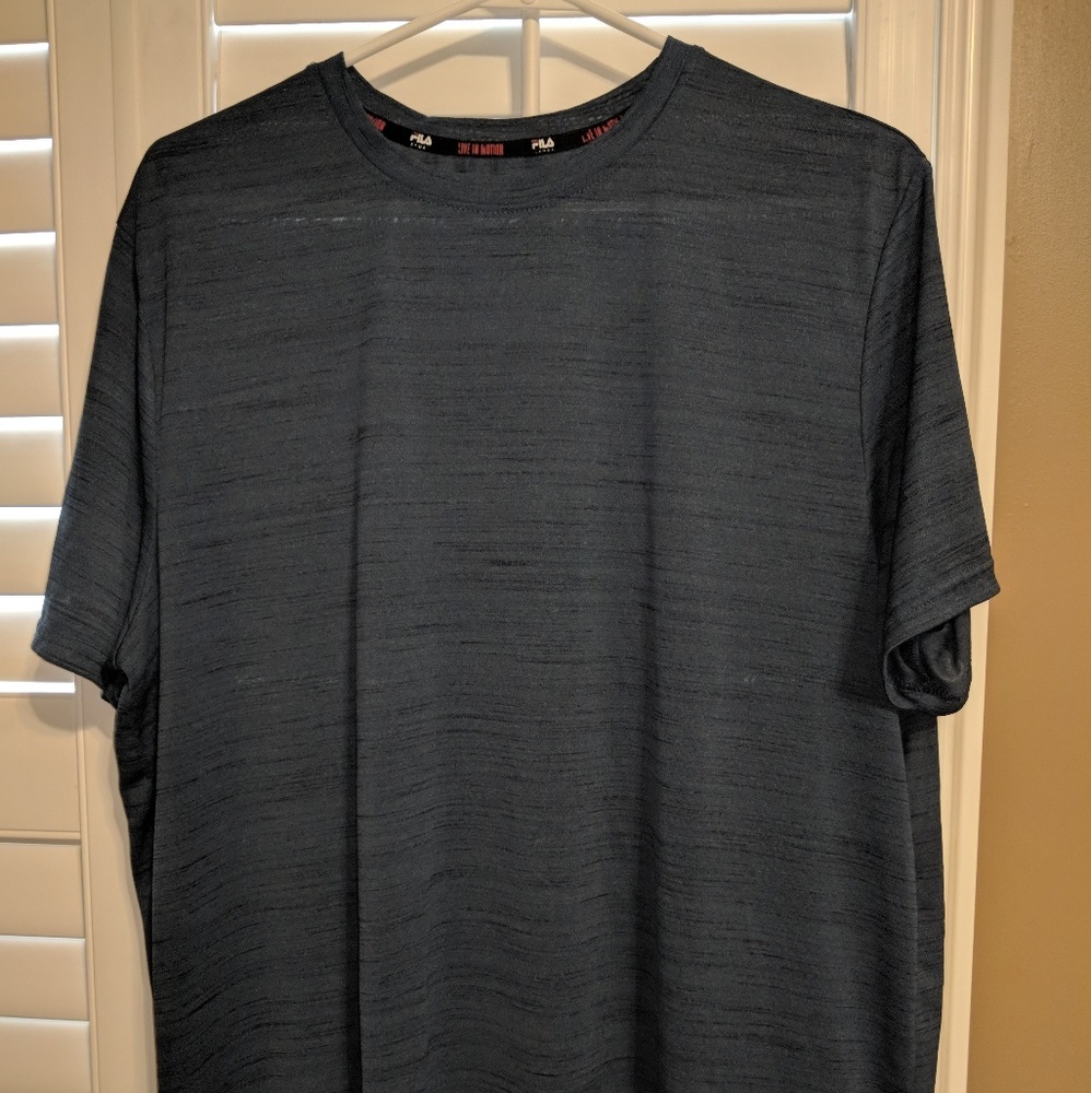 Navy workout top